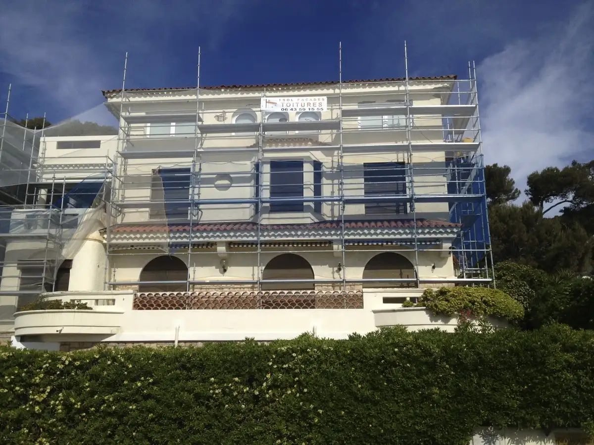Enduits à la chaux : la solution idéale pour les façades anciennes